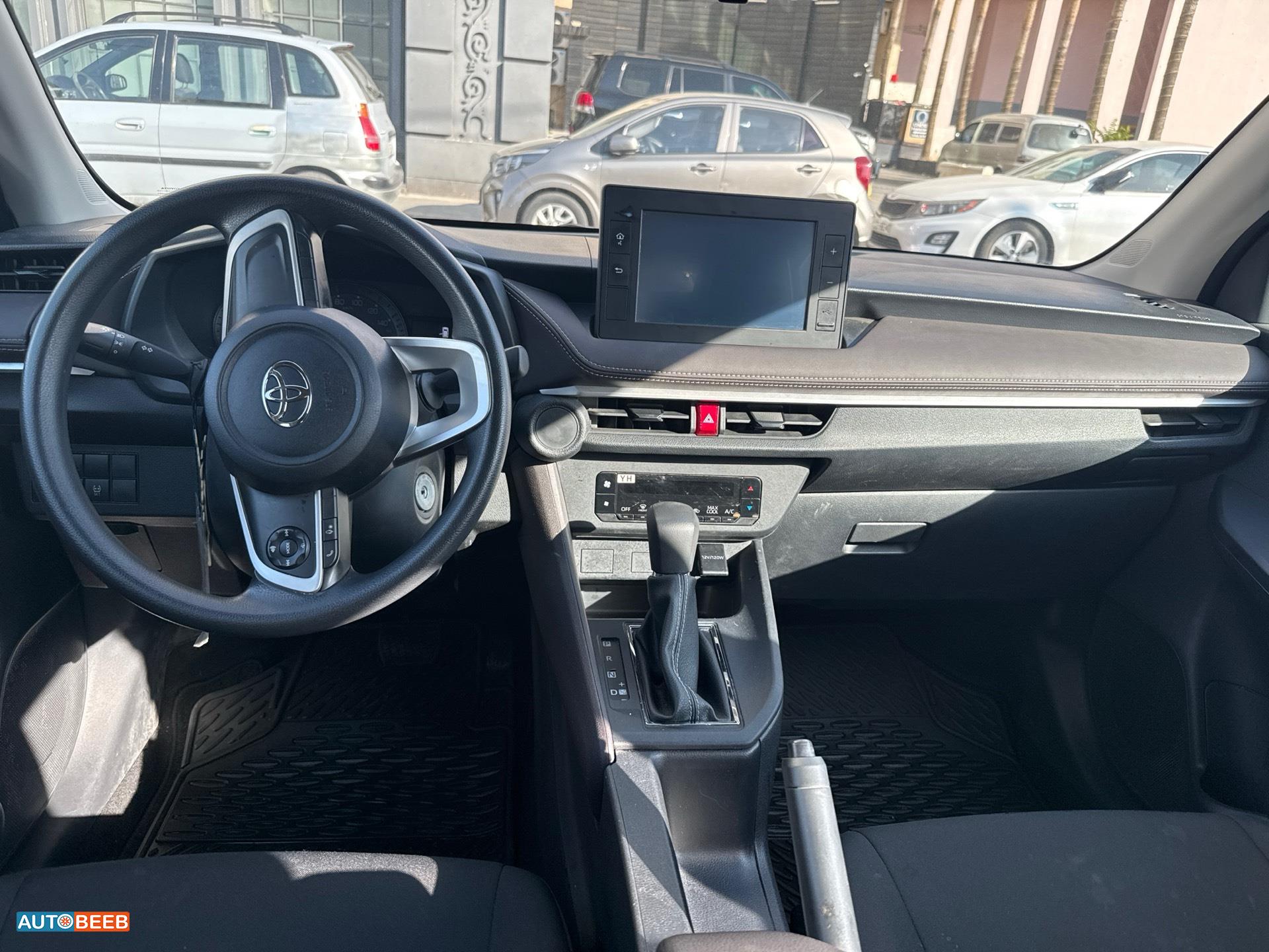 تويوتا ياريس 2025