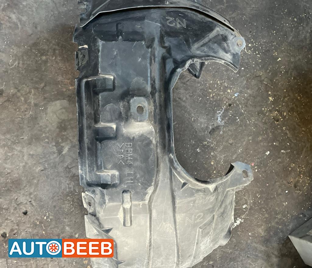 Body  RR BUMPER Mazda 3