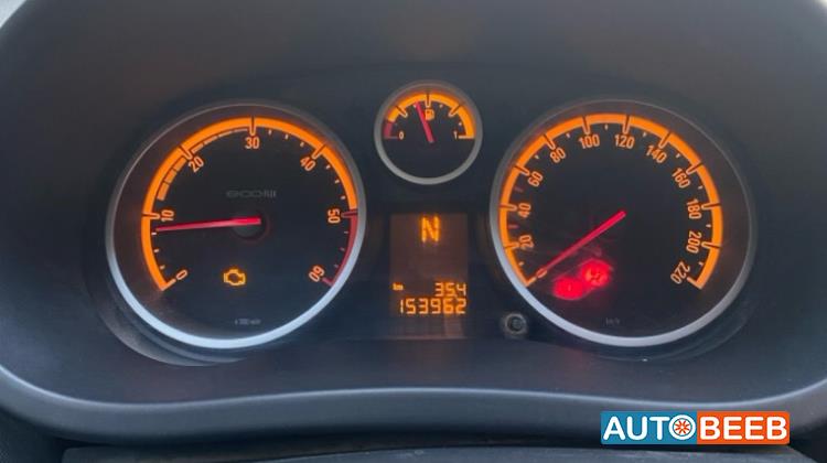 اوبل كورسا 2008