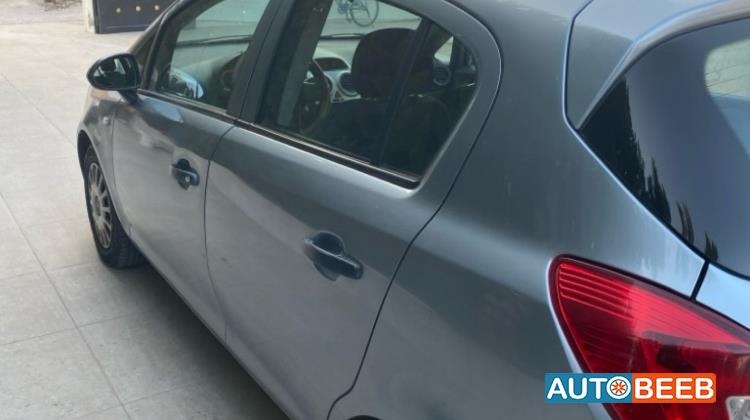 اوبل كورسا 2008