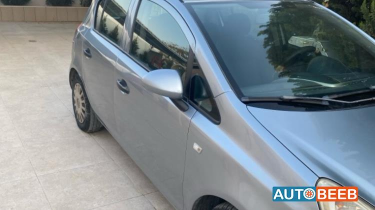 اوبل كورسا 2008