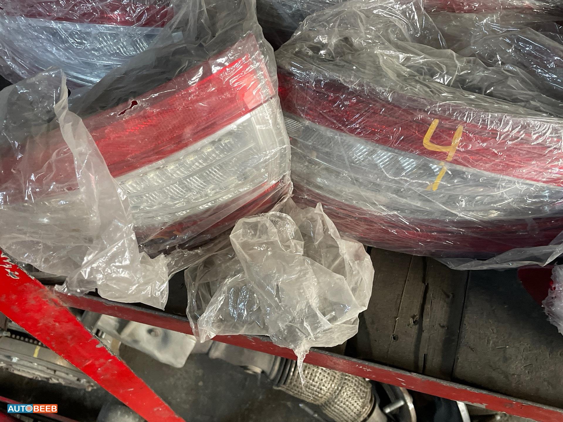 ضوء خلفي يمين شمال فورد فيوجن 2013 2014 2015 2016