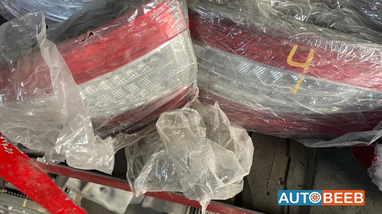 ضوء خلفي يمين شمال فورد فيوجن 2013 2014 2015 2016