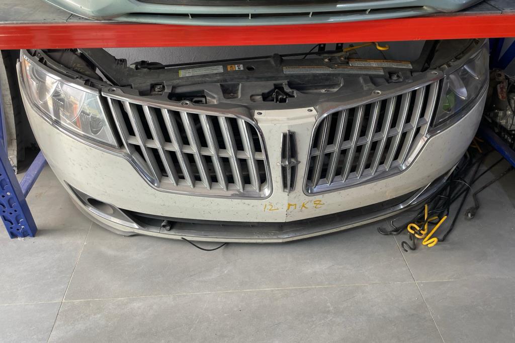 Body  Bumper Lincoln MKZ