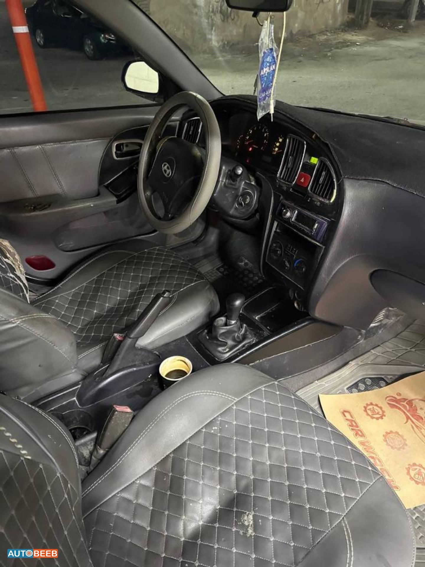 هيونداي النترا 2004