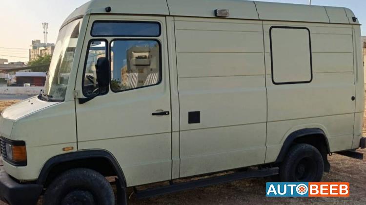 ميني فان مرسيدس بنز 1995