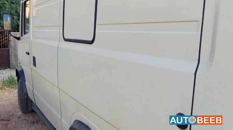 ميني فان مرسيدس بنز 1995