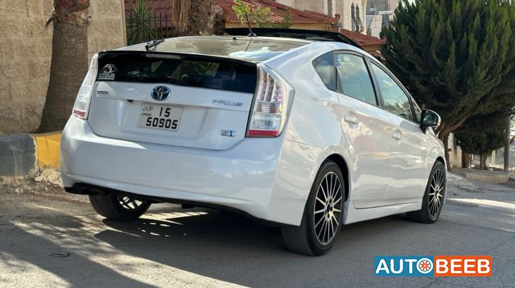 تويوتا بريوس 2010