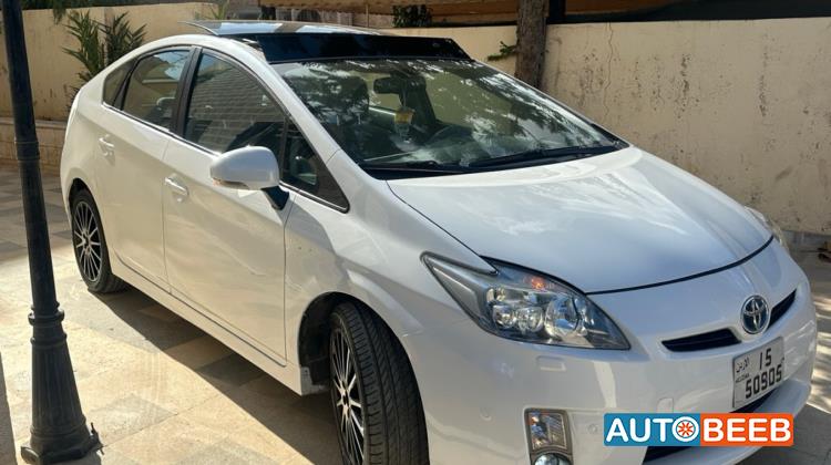 تويوتا بريوس 2010