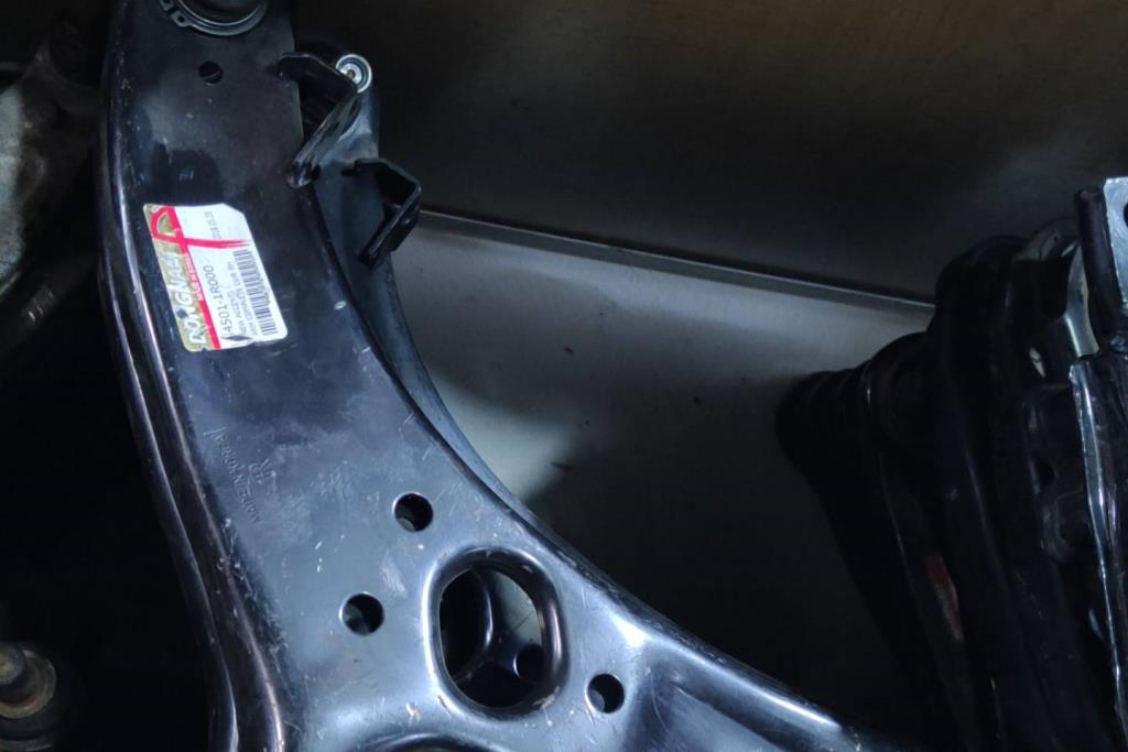 كفة عجل هيونداي النترا 2011 2012 2013 2014