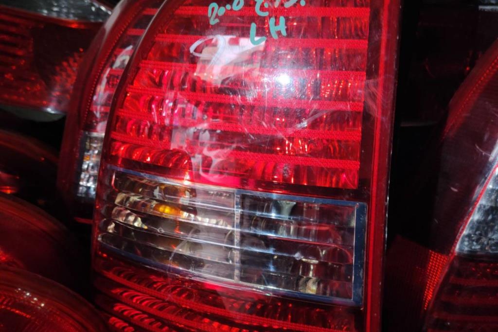 ضوء خلفي يمين شمال كيا سبورتاج 2005 2006 2007 2008 2009 2010