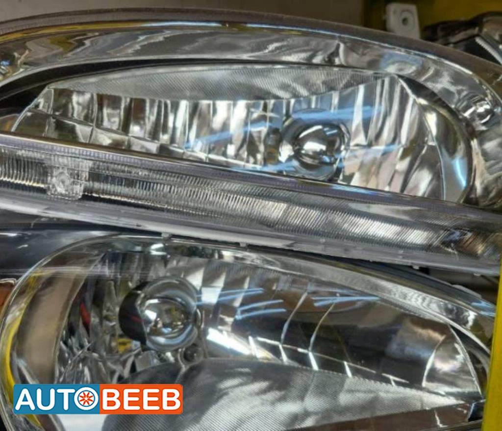 ضوء امامي يمين شمال هيونداي افانتي 1995 1996