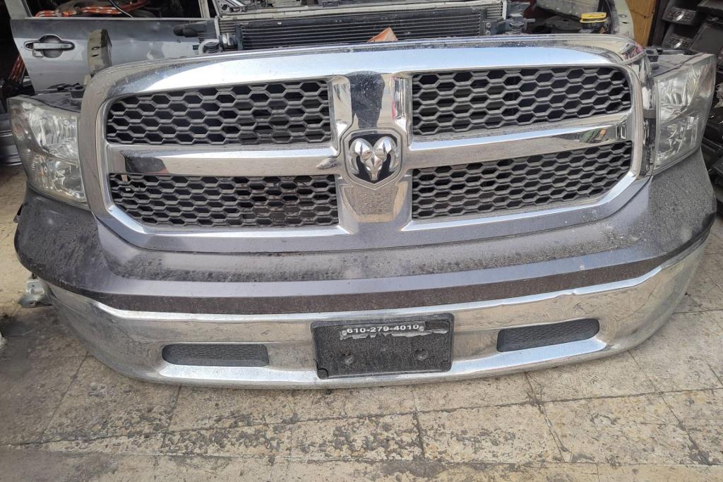 Body  Bumper Dodge RAM