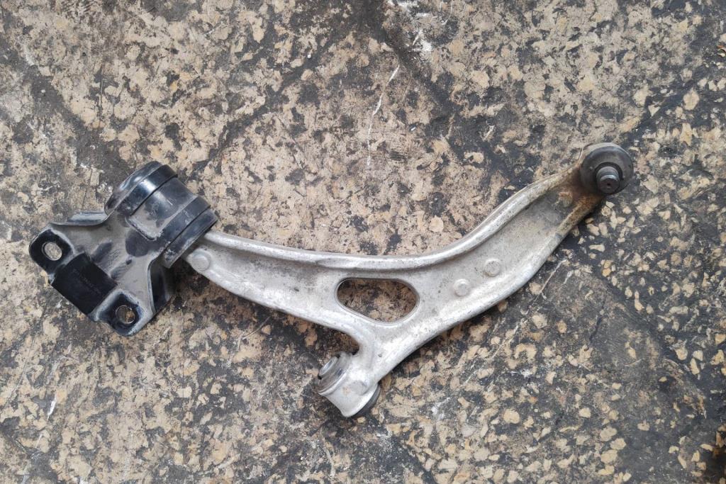 كفة عجل فورد فوكس كهرباء 2014 2015 2016 2017