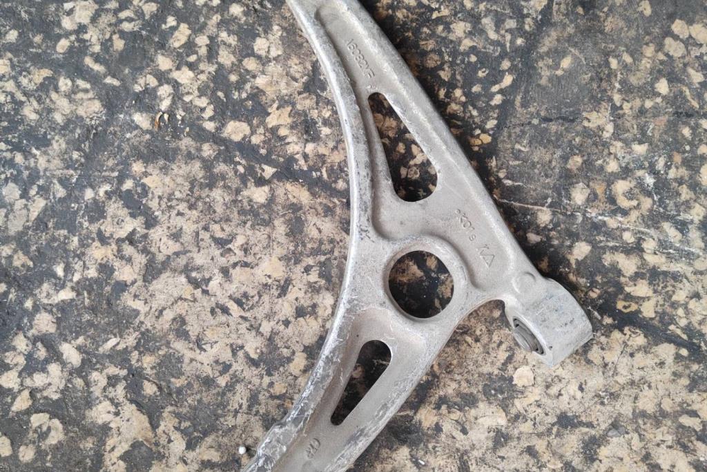 كفة عجل هيونداي سوناتا هايبرد 2016 2017