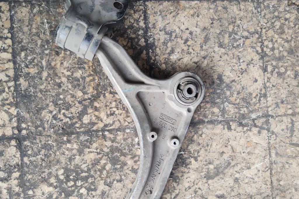 كفة عجل فورد فيوجن هايبرد 2014 2015 2016 2017