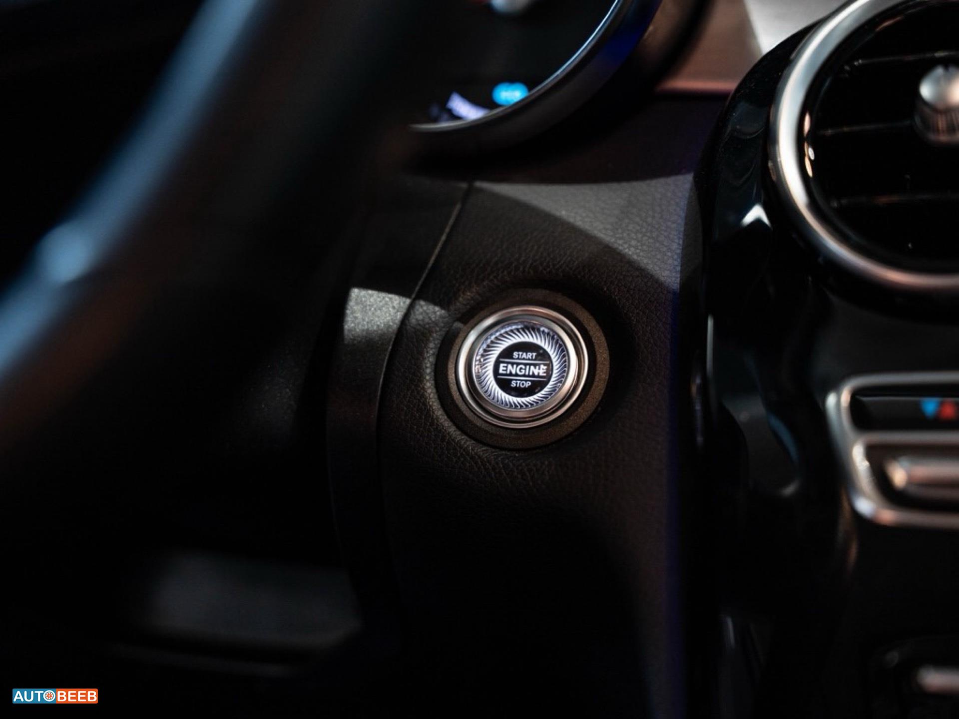 Mercedes Benz C200 2020