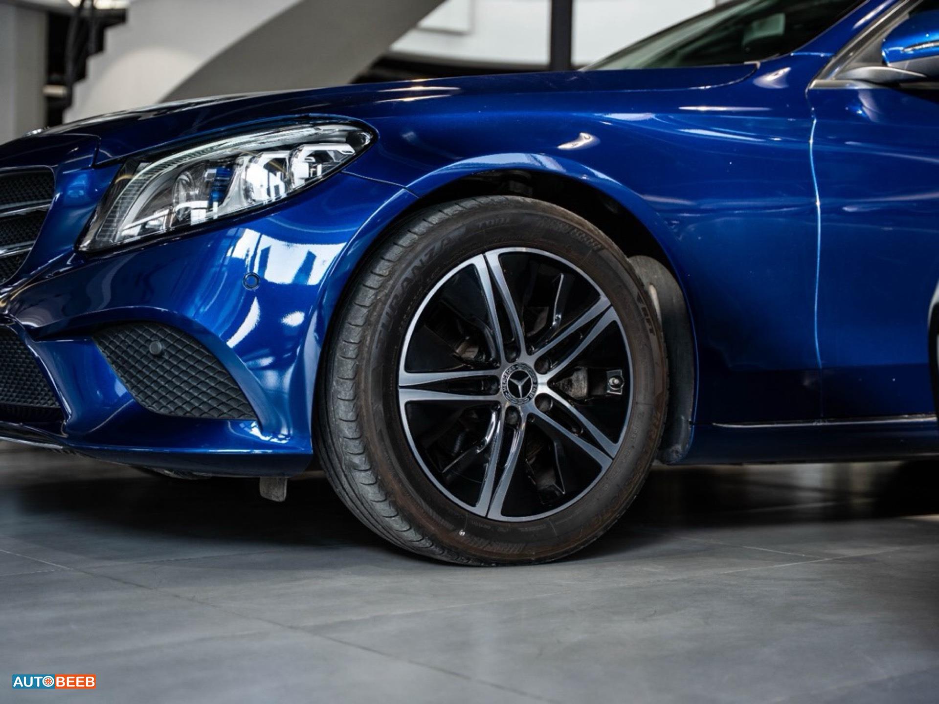 Mercedes Benz C200 2020