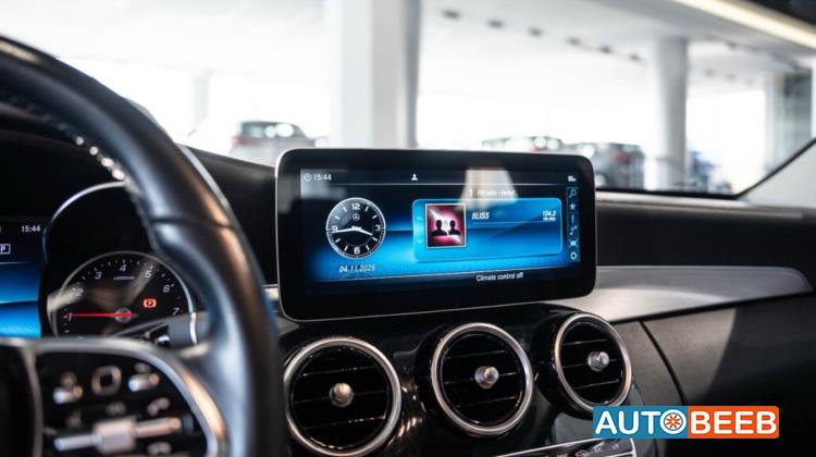 Mercedes Benz C200 2020