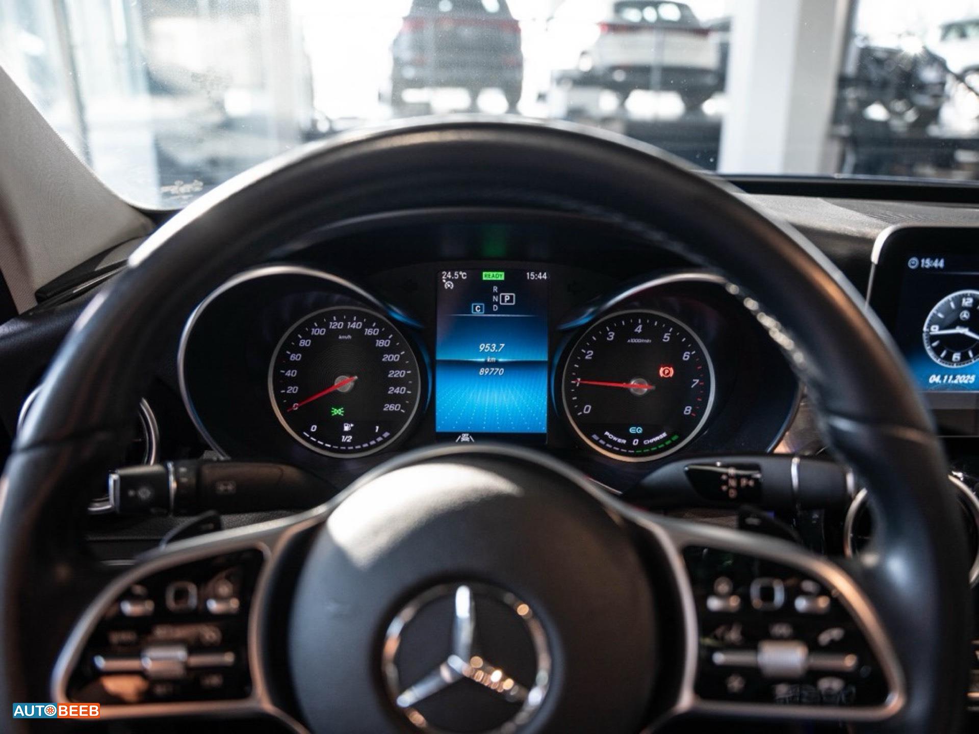 Mercedes Benz C200 2020