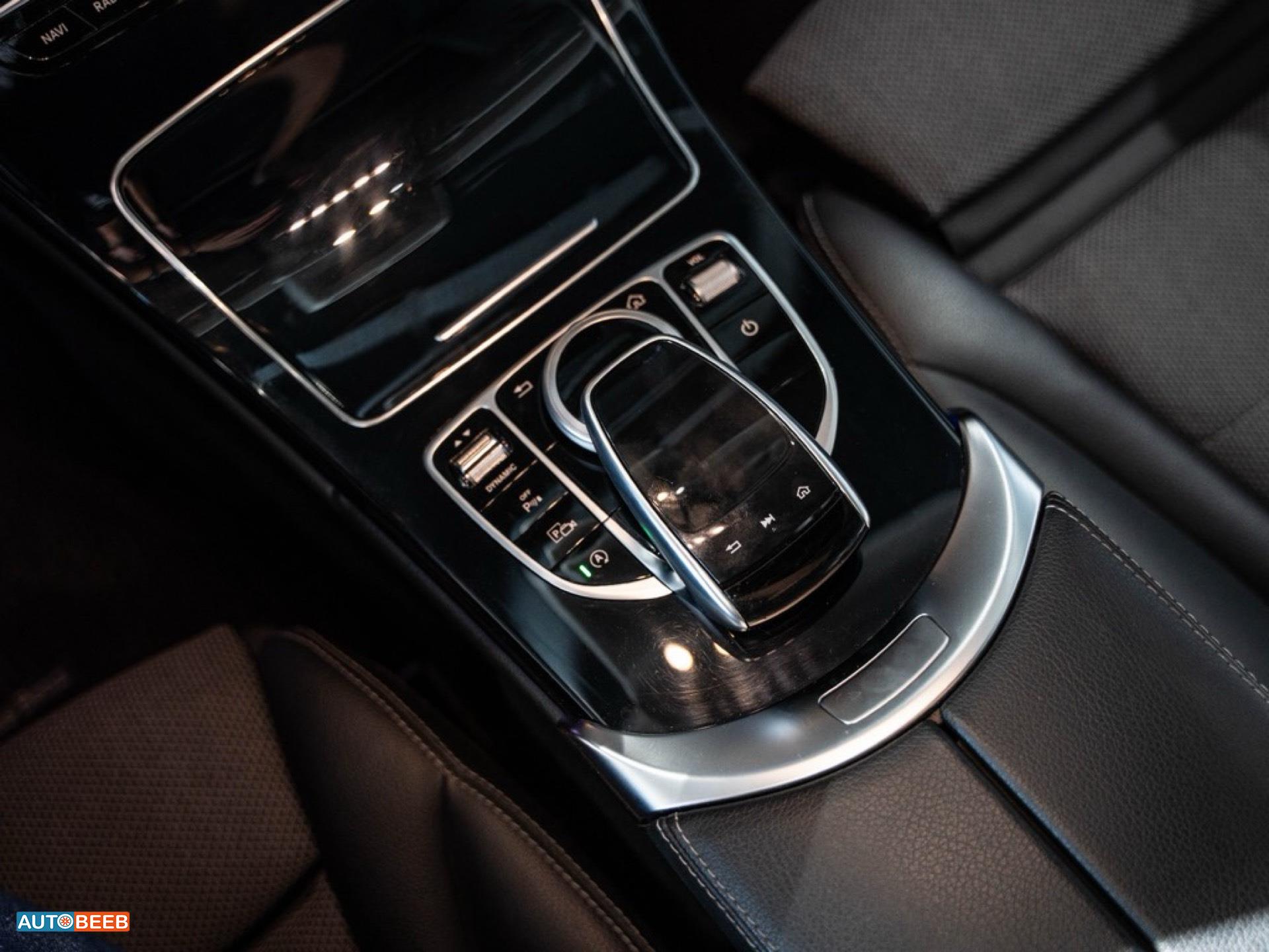 Mercedes Benz C200 2020