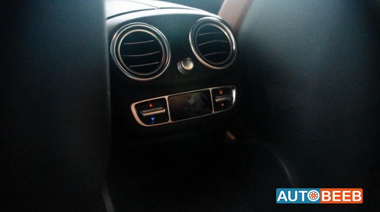 مرسيدس بنز C200 2020