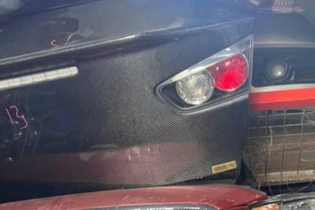 Body  Trunk Mitsubishi Lancer