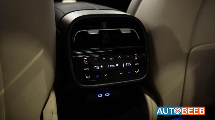 Mercedes Benz E200 2025