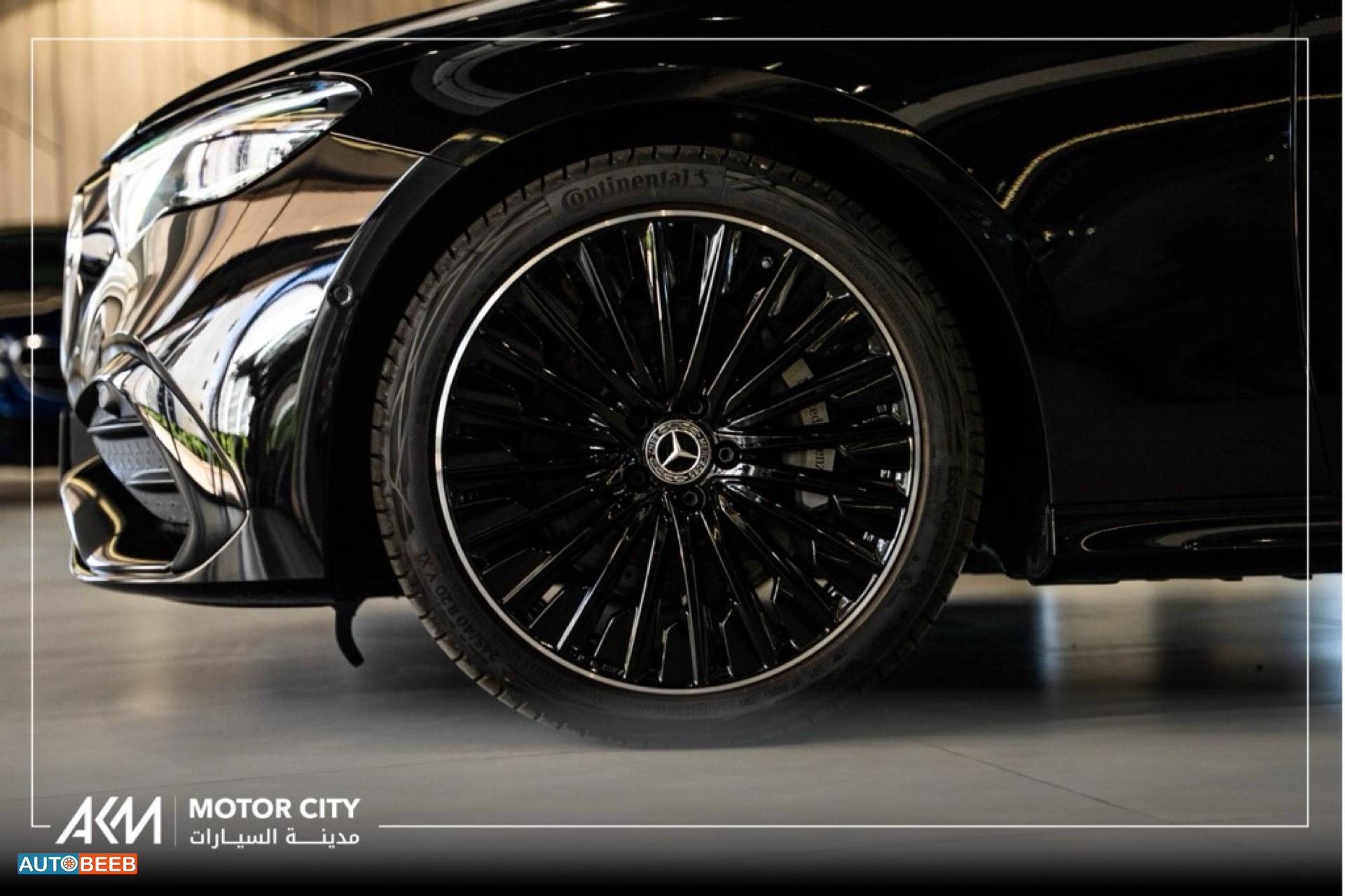 Mercedes Benz E200 2025