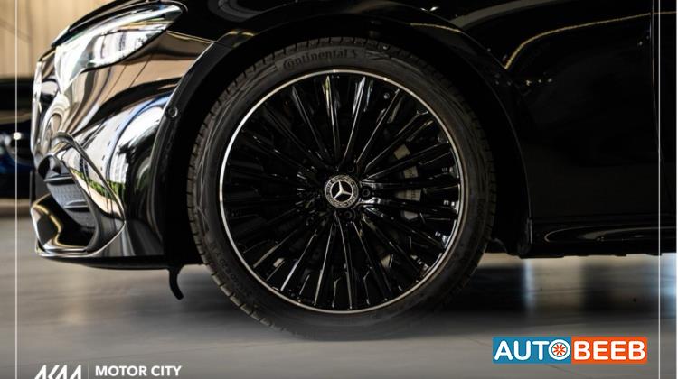 Mercedes Benz E200 2025