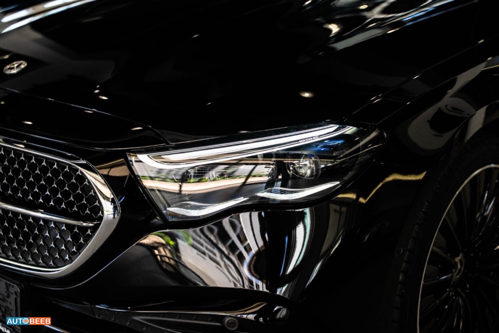 Mercedes Benz E200 2025