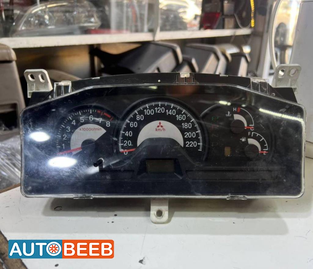 Cabin  Dashboard Mitsubishi Lancer