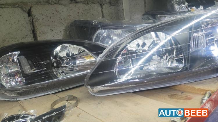 ضوء امامي يمين شمال هوندا سيفيك 1999 2000