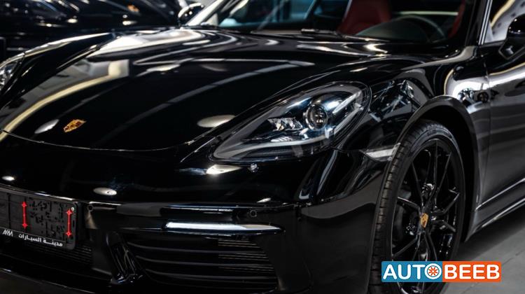 بورش كايمان 2024