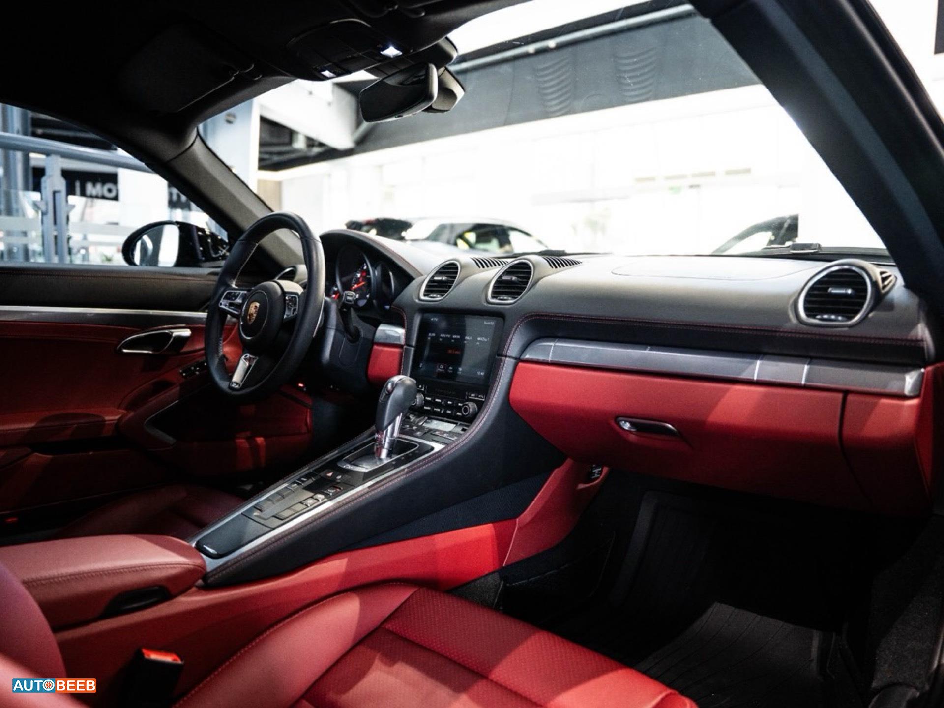 بورش كايمان 2024