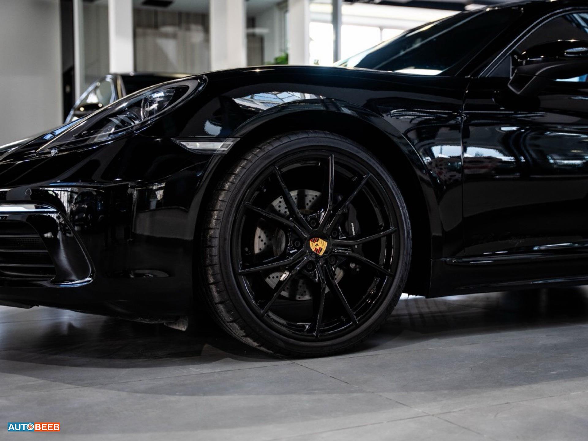 بورش كايمان 2024