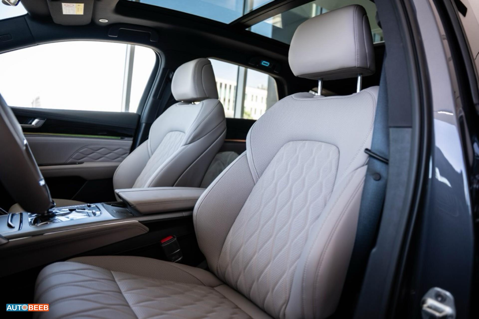 بي واي دي تانج 2025