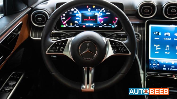 مرسيدس بنز C180 2024