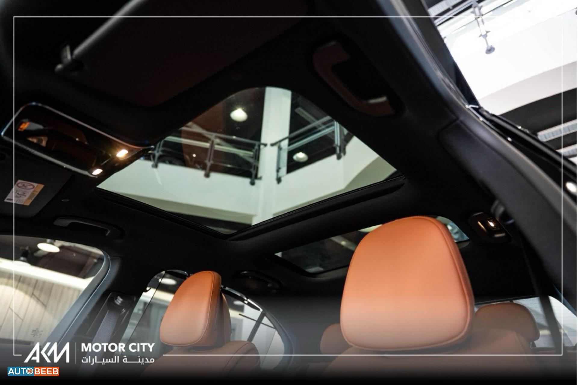 مرسيدس بنز C180 2024