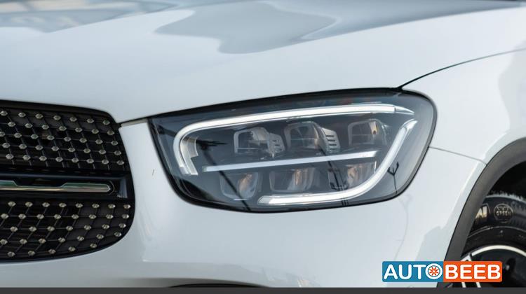 Mercedes Benz GLC200 2021