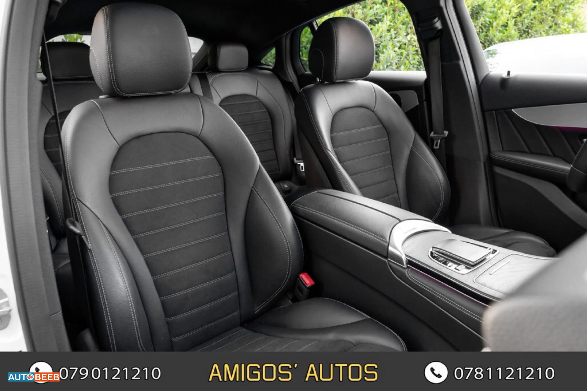 Mercedes Benz GLC200 2021