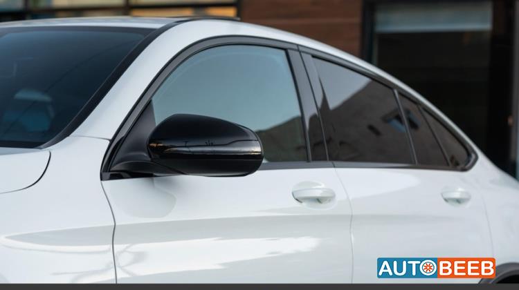 Mercedes Benz GLC200 2021