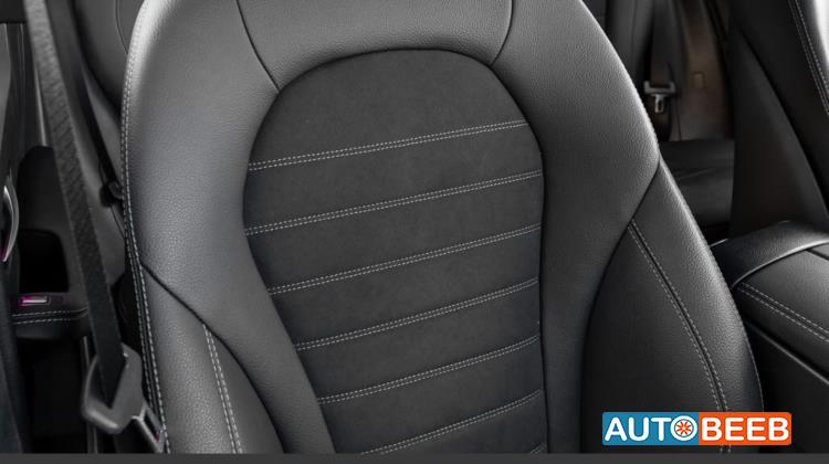 Mercedes Benz GLC200 2021