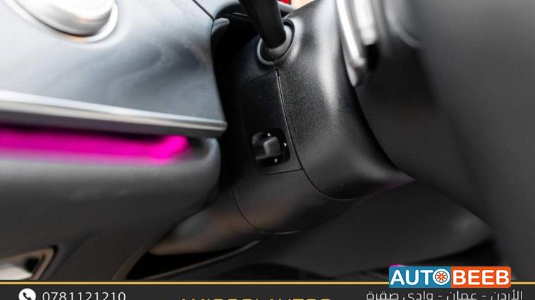 Mercedes Benz E200 2025