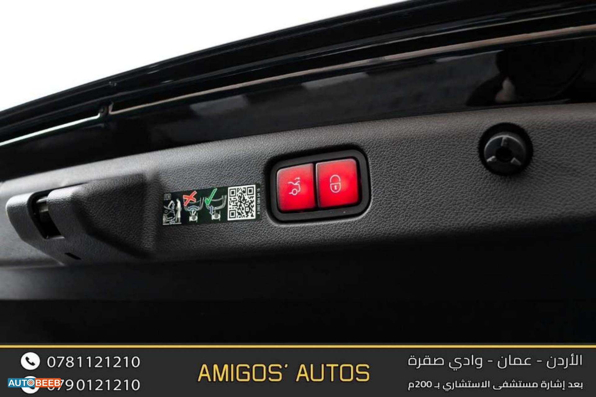 Mercedes Benz E200 2025