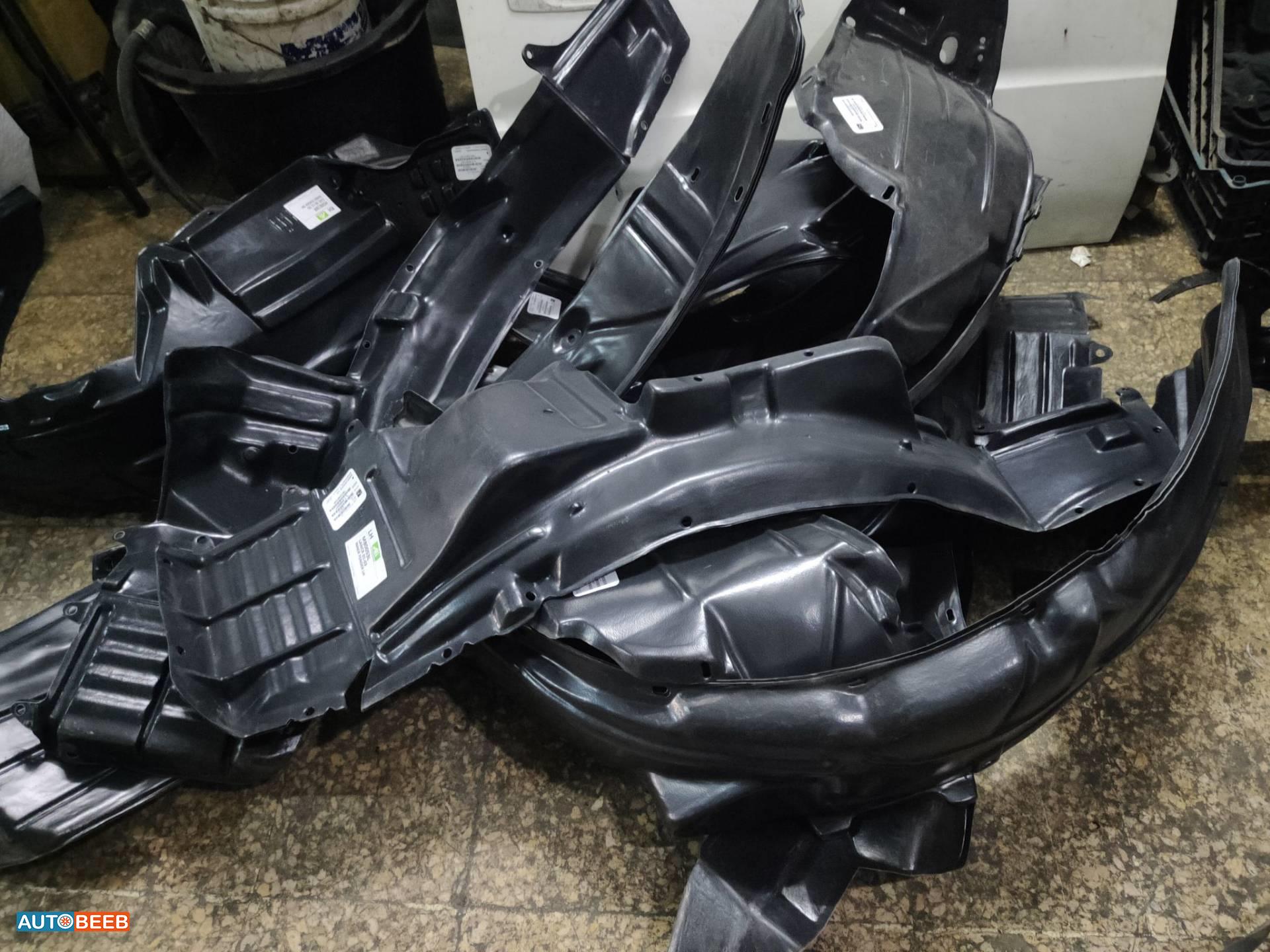 Body  RR BUMPER Mitsubishi Lancer