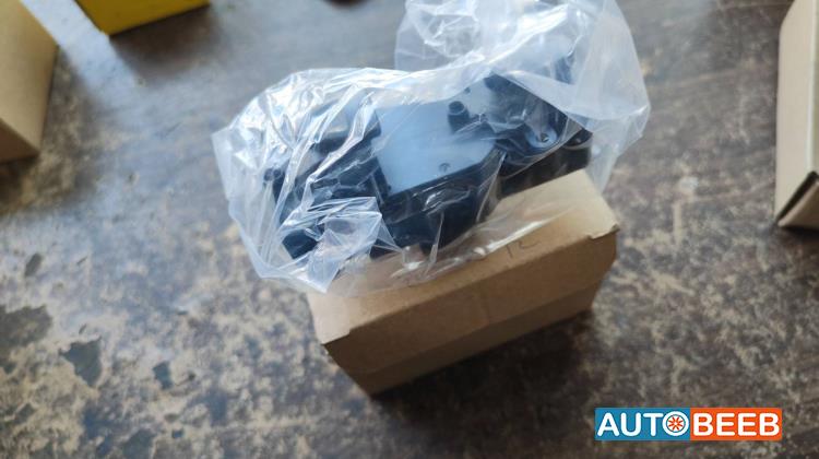 كبسة باب امامي خلفي مفرد ميتسوبيشي لانسر 2011 2012 2013 2014