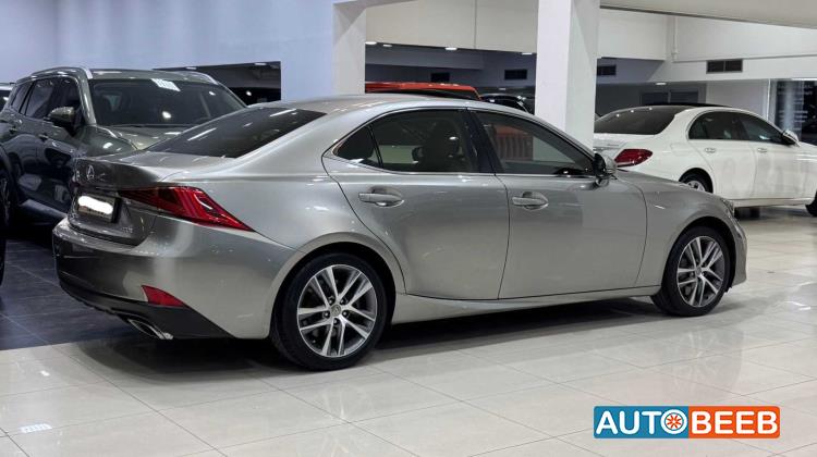Lexus IS200 2017
