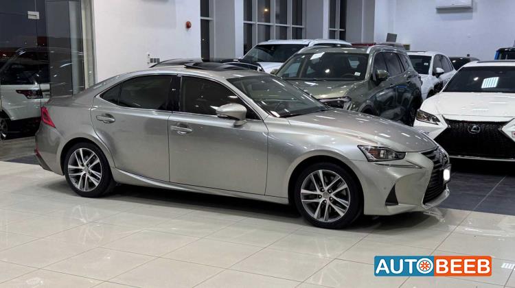 Lexus IS200 2017