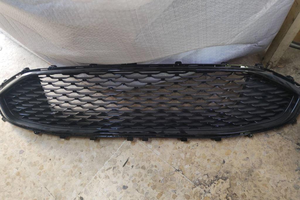 Body  Grilles Ford Fusion